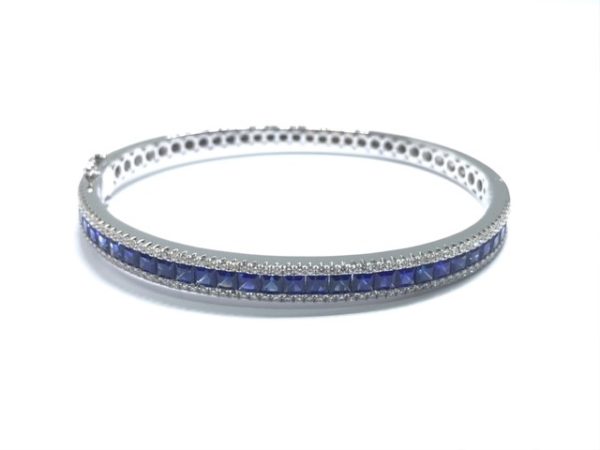 18ct White Gold Sapphire & Diamond Bangle