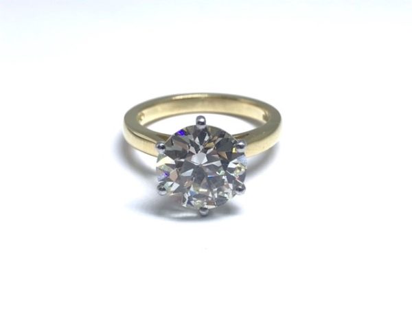 Pre-Owned 18ct Yellow Gold and Diamond Ring 3.79ct £50,000.00