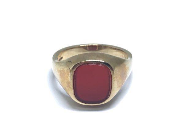 9ct Yellow Gold Cushion Cornelian Signet Ring