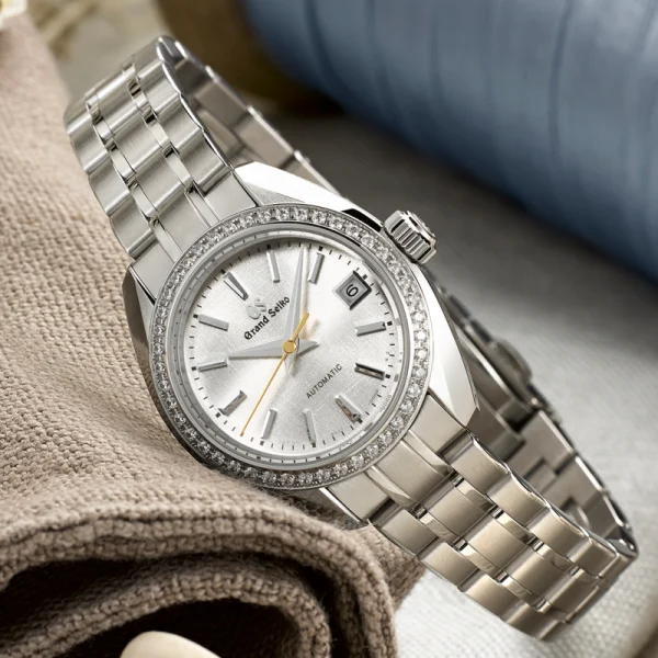 Grand Seiko ‘Pearl white linen’ - STGK021 Automatic Watch - Image 6