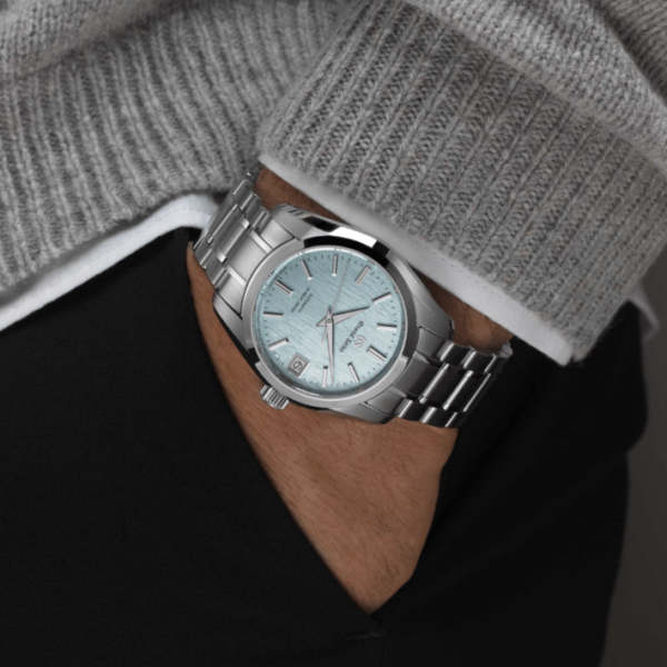 Grand Seiko "Icefall" 1998 Revival SBGH349 Automatic Hi-Beat Watch - Image 2