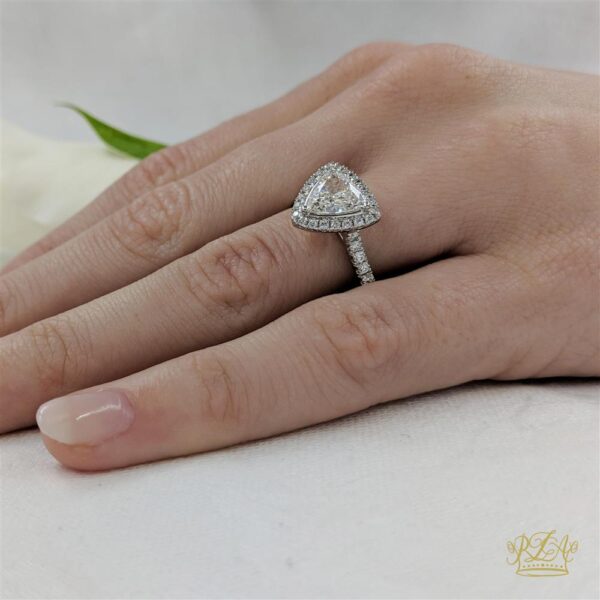 Skye Trilliant 0.96ct E SI1 - Image 2