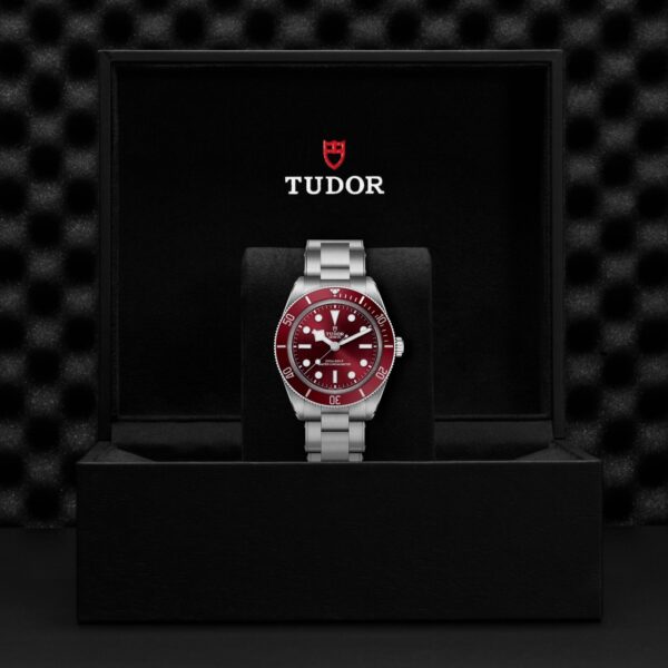 TUDOR Black Bay Fifty-Eight Burgundy 3 link